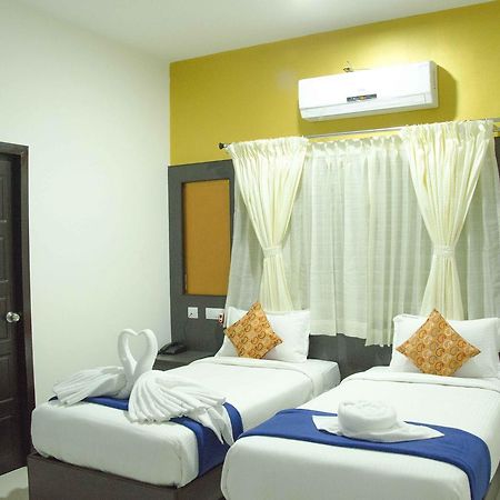 Gemars Comforts Bed and Breakfast Mysore Buitenkant foto